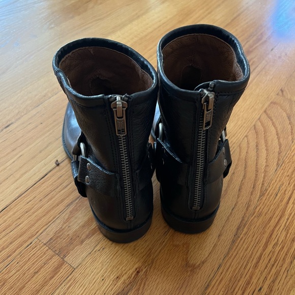 Frye Phillip Harness Boot - Picture 3 of 7